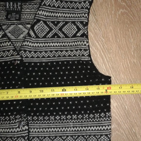 Wool Vest - Picture 4 of 6